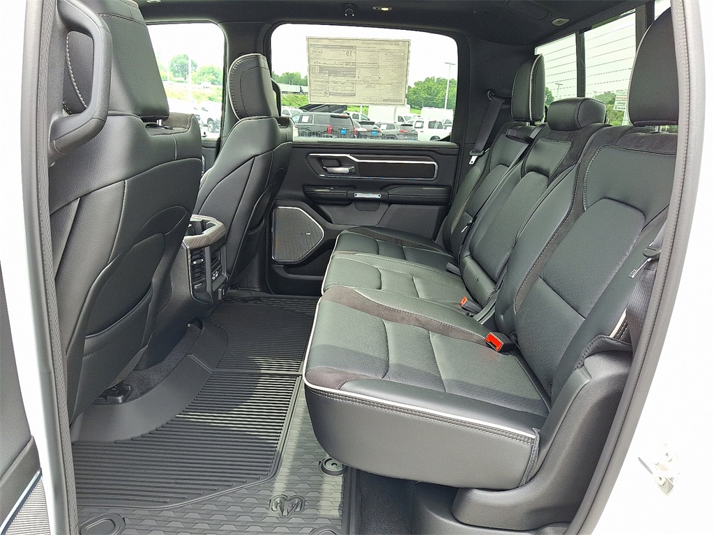 2025 Ram 1500 Laramie - Photo 6