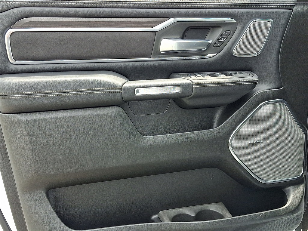 2025 Ram 1500 Laramie - Photo 8