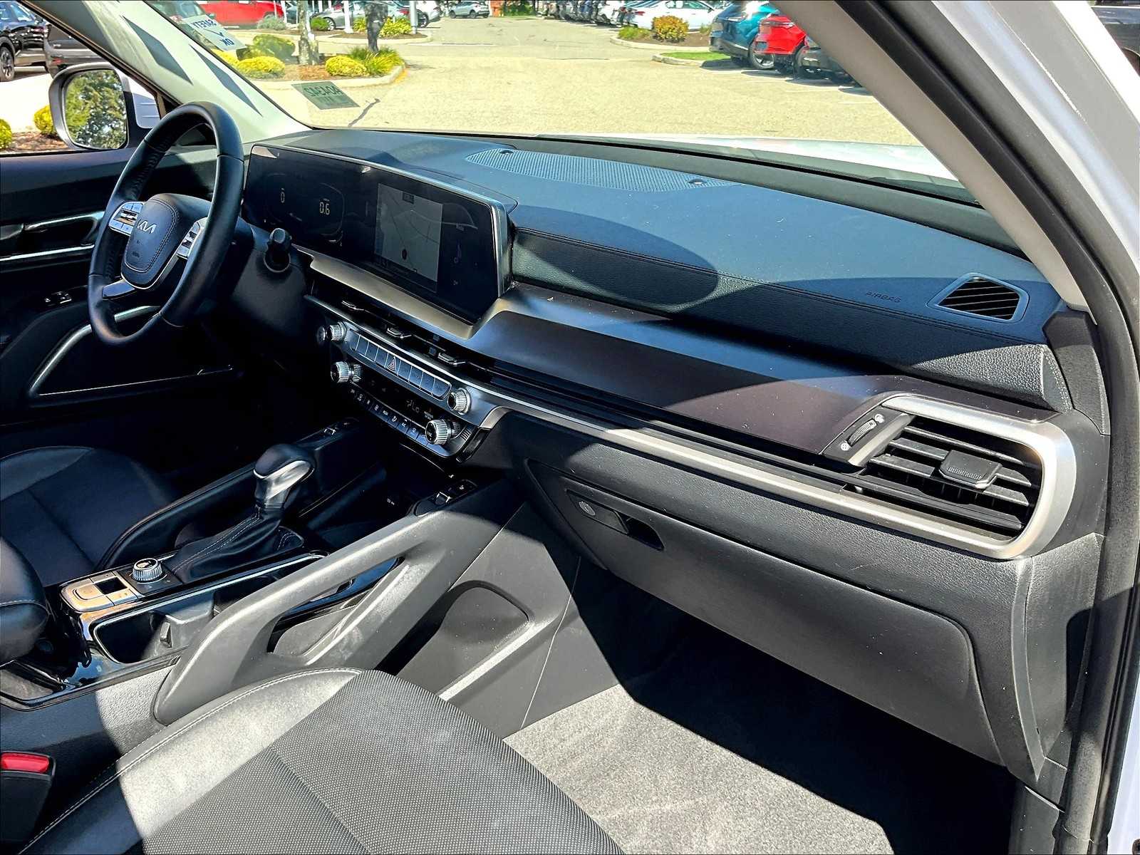 2023 Kia Telluride S - Photo 14