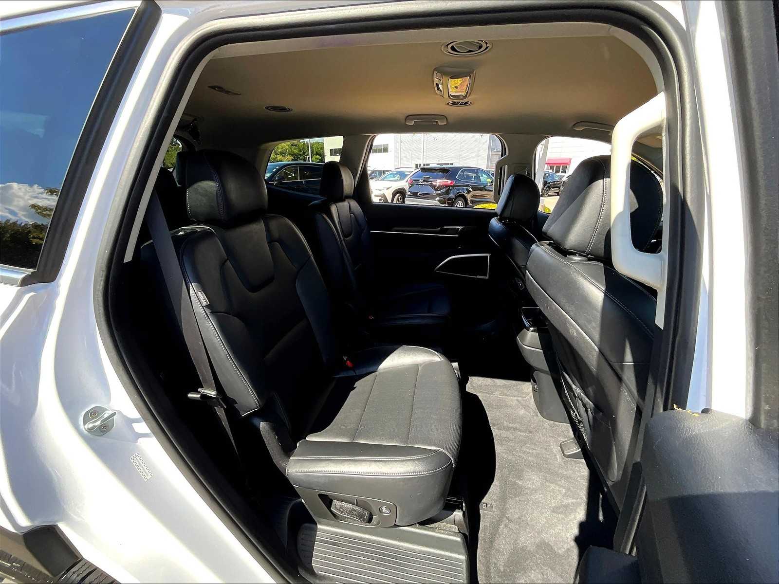 2023 Kia Telluride S - Photo 16