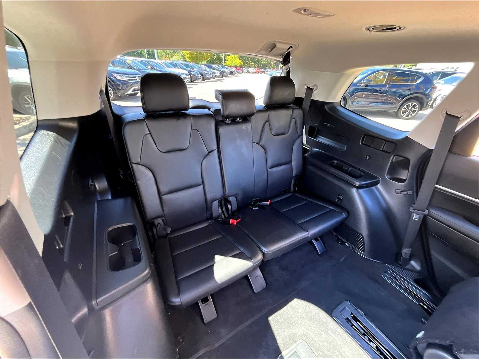 2023 Kia Telluride S - Photo 17