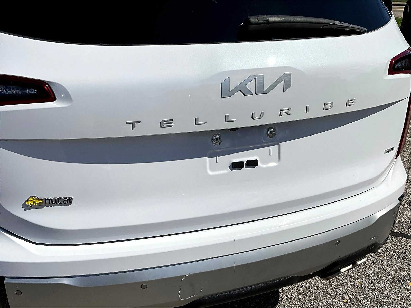2023 Kia Telluride S - Photo 28