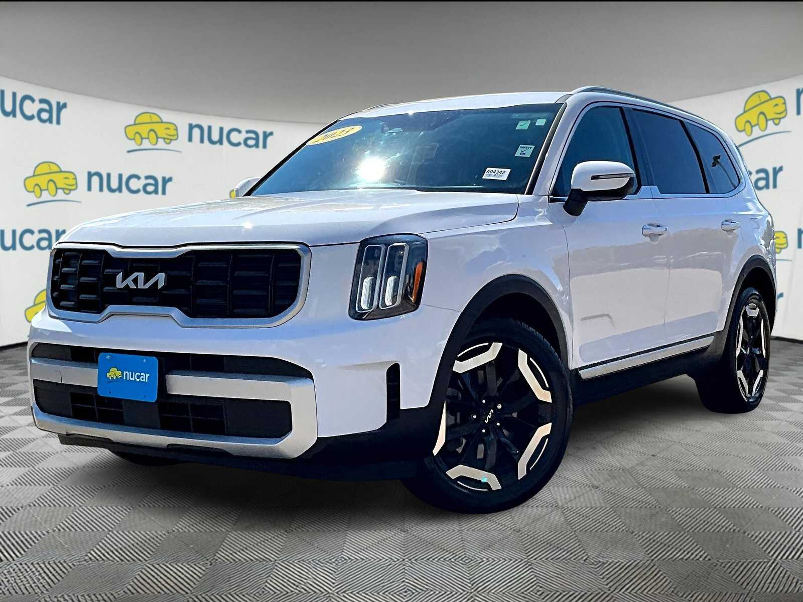 2023 Kia Telluride S - Photo 3
