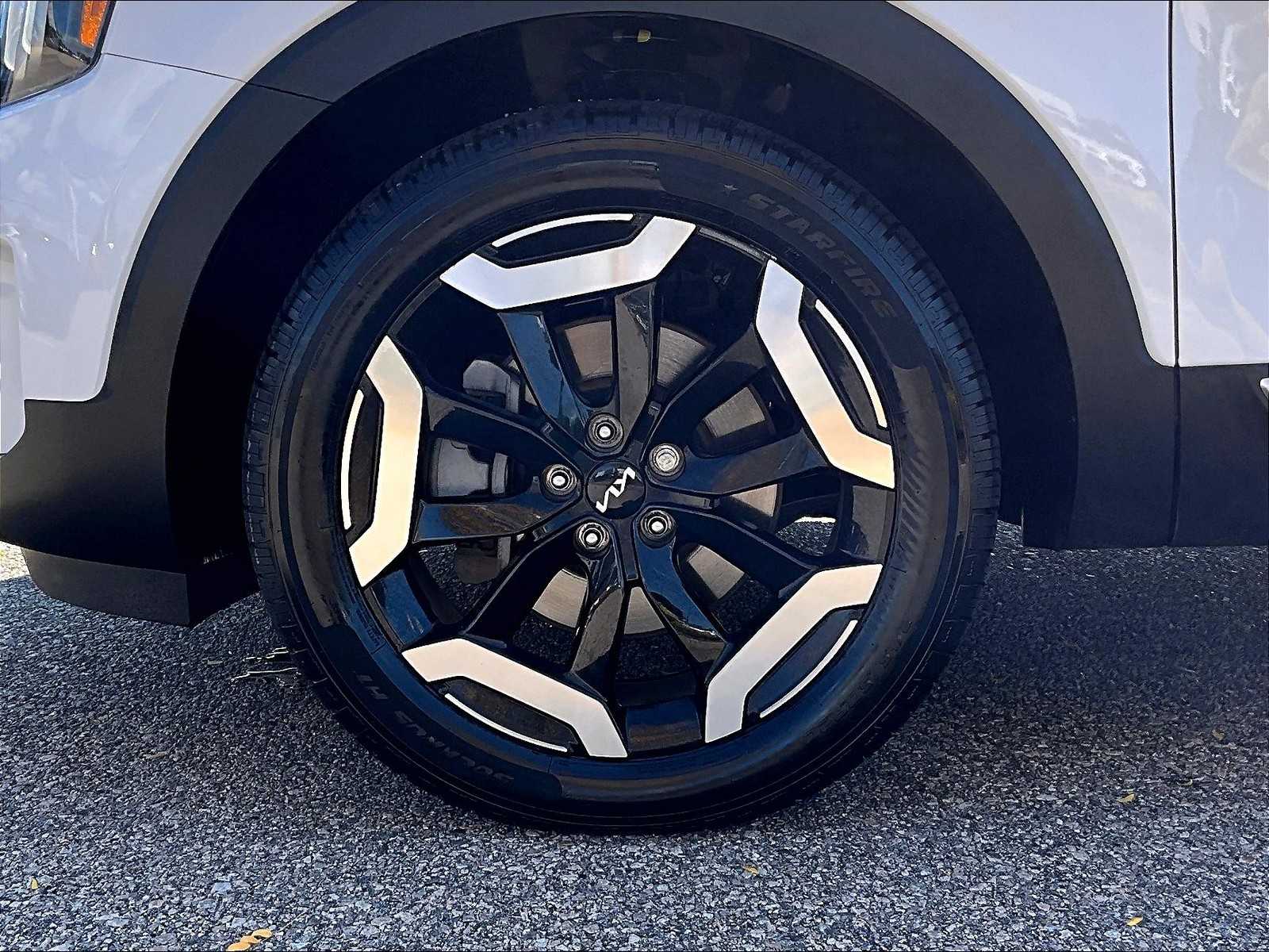 2023 Kia Telluride S - Photo 7