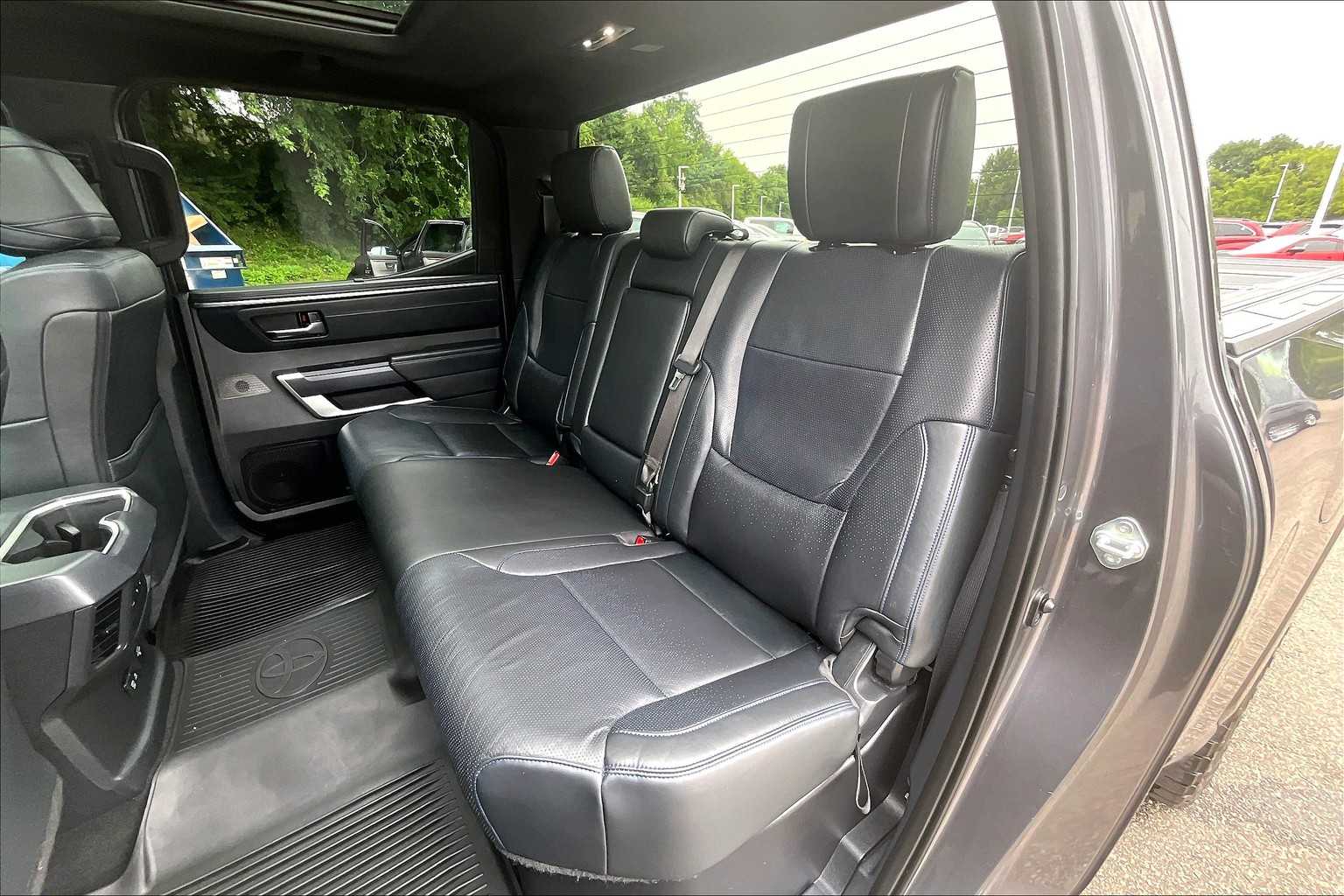 2022 Toyota Tundra Platinum - Photo 15