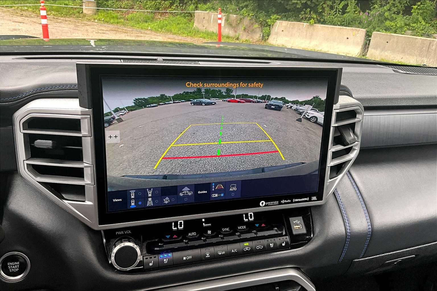 2022 Toyota Tundra Platinum - Photo 19