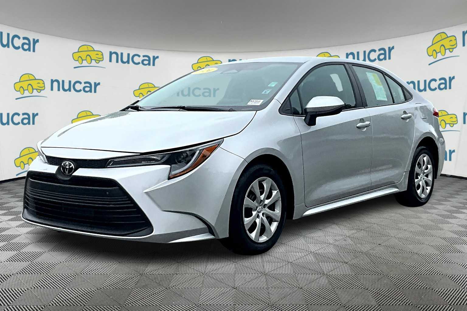 2024 Toyota Corolla LE - Photo 3