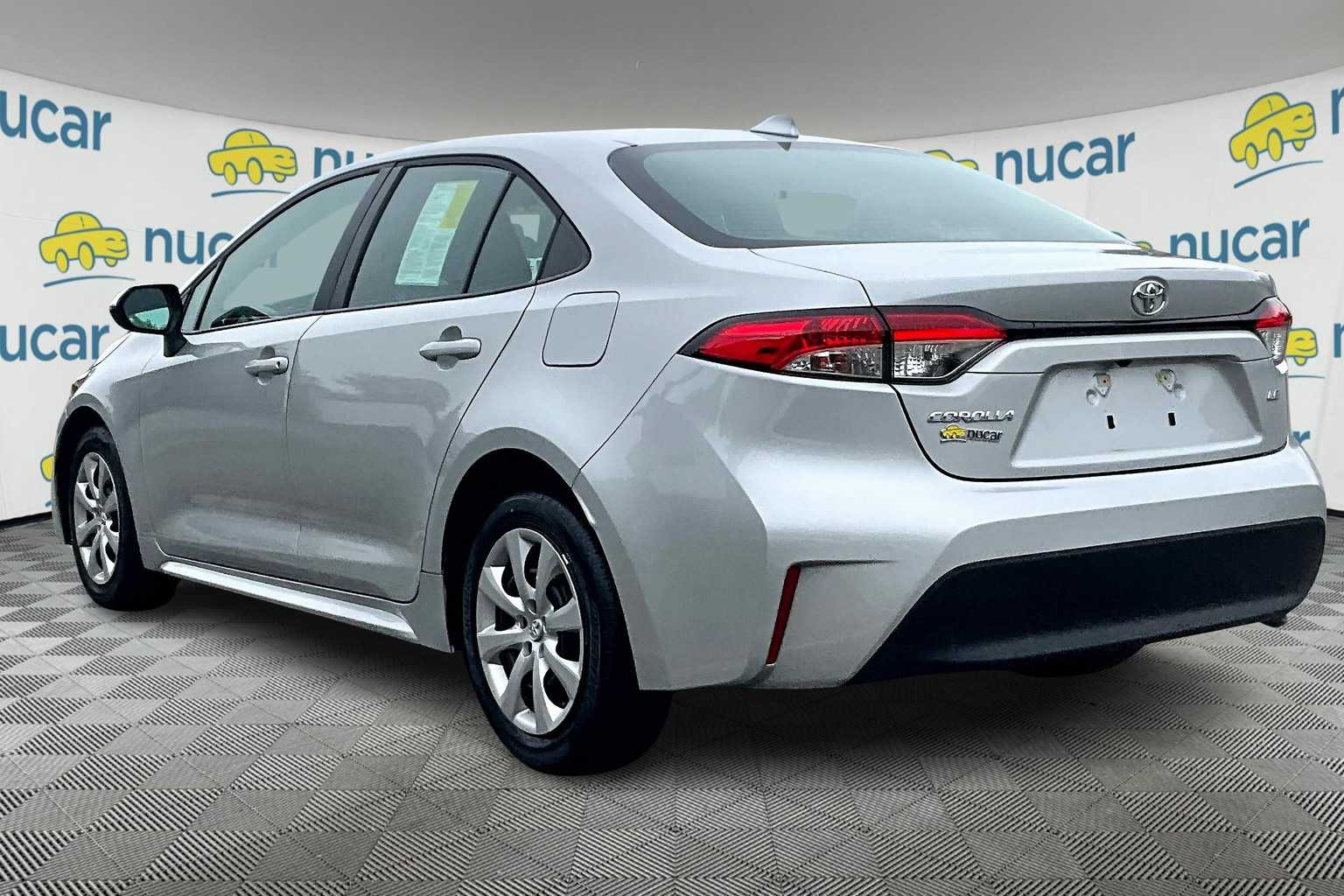 2024 Toyota Corolla LE - Photo 4