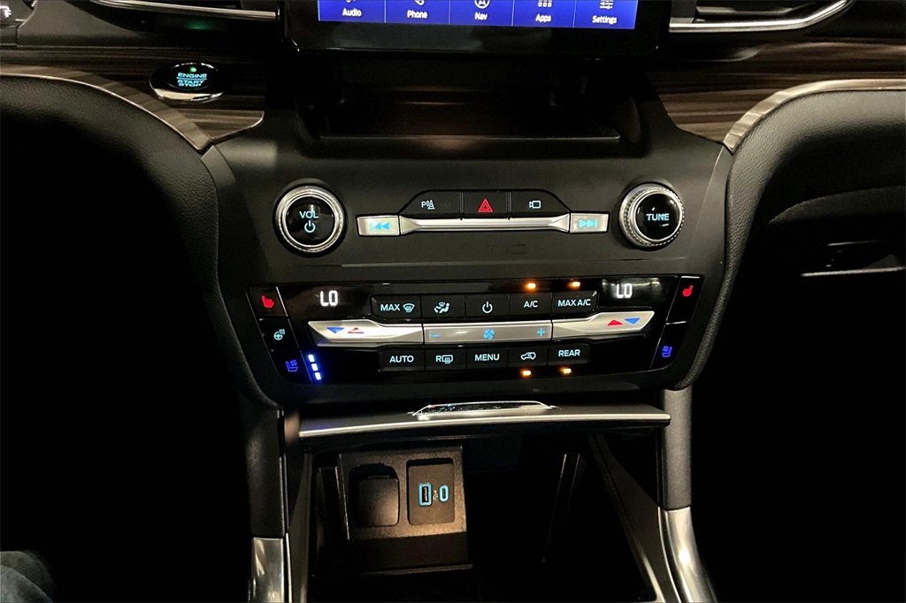 2020 Ford Explorer Limited - Photo 26