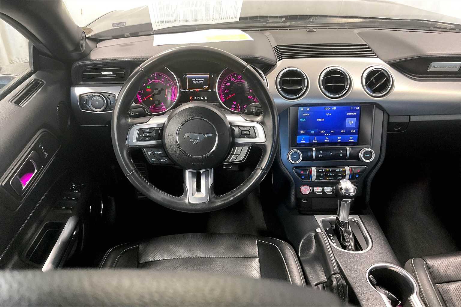 2022 Ford Mustang EcoBoost Premium - Photo 17