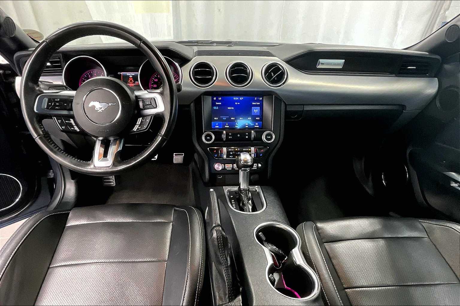 2022 Ford Mustang EcoBoost Premium - Photo 21