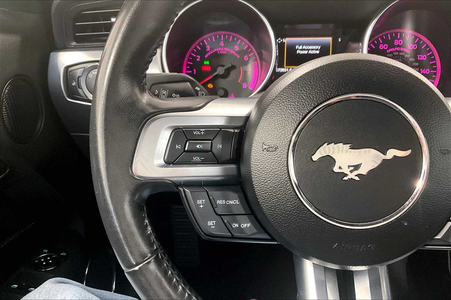 2022 Ford Mustang EcoBoost Premium - Photo 22