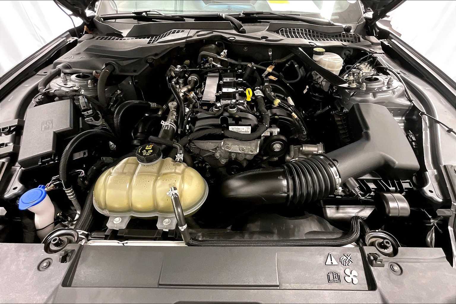 2022 Ford Mustang EcoBoost Premium - Photo 29
