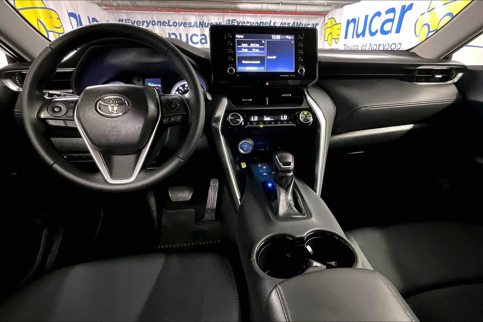 2022 Toyota Venza LE - Photo 21