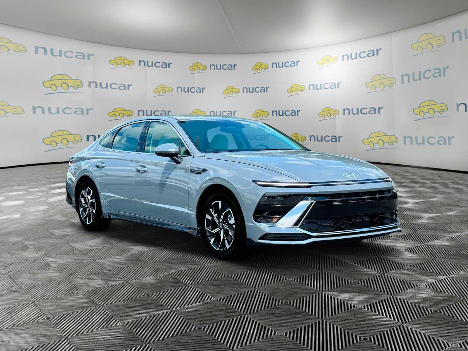 2025 Hyundai Sonata SEL - Photo 11