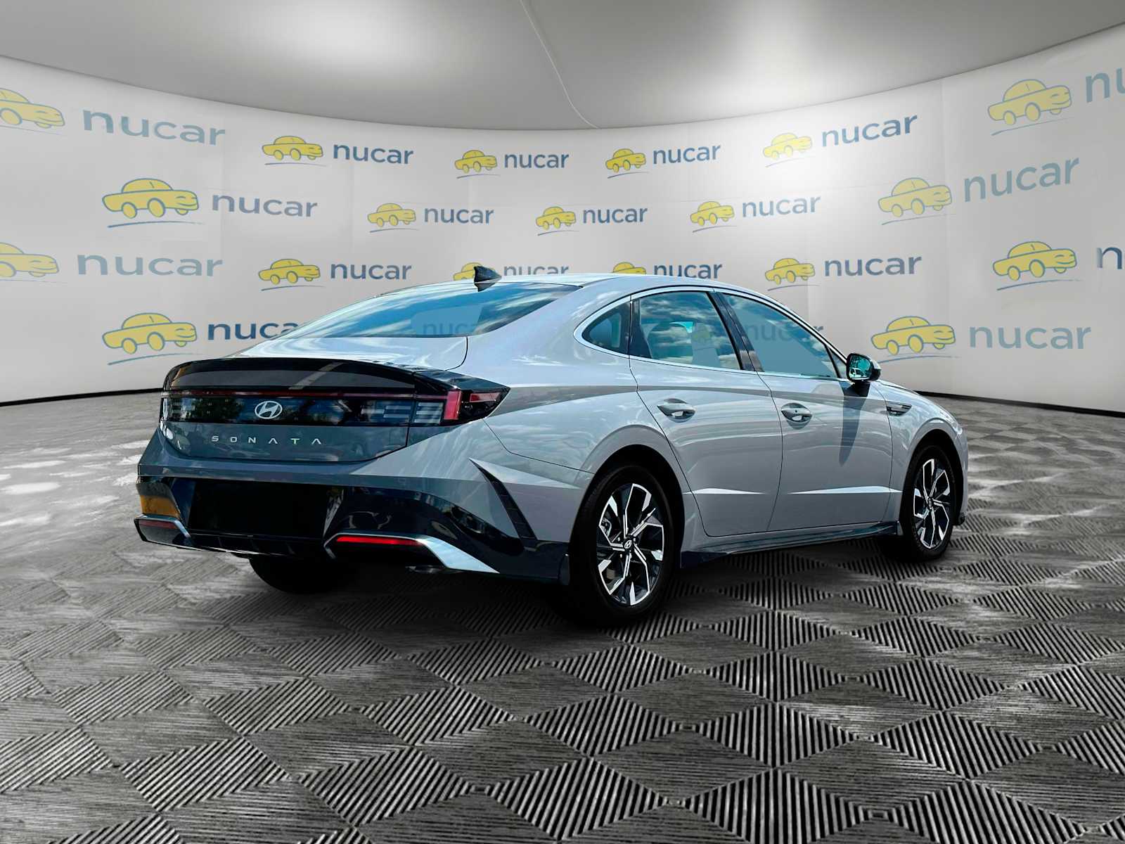 2025 Hyundai Sonata SEL - Photo 8