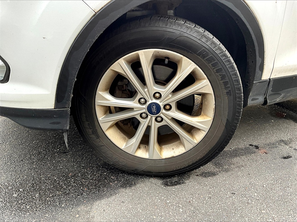 2017 Ford Escape SE - Photo 4