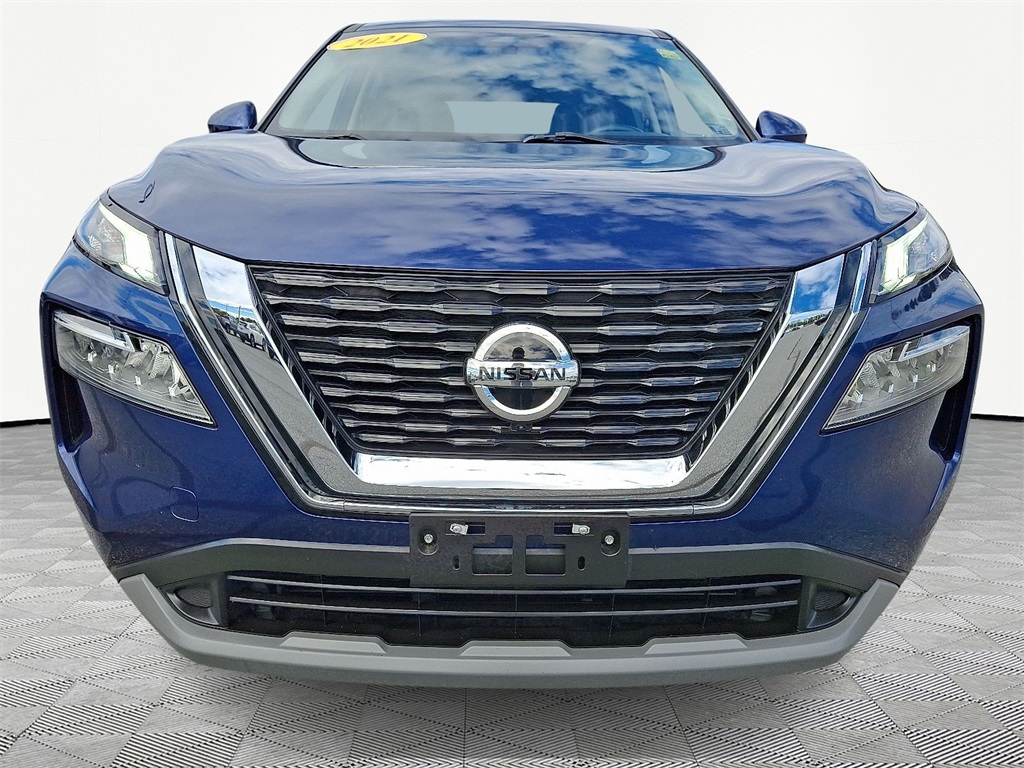 2021 Nissan Rogue SV - Photo 2