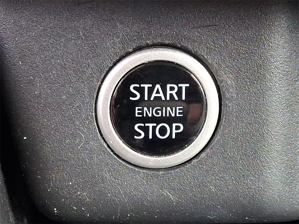 2021 Nissan Rogue SV - Photo 22