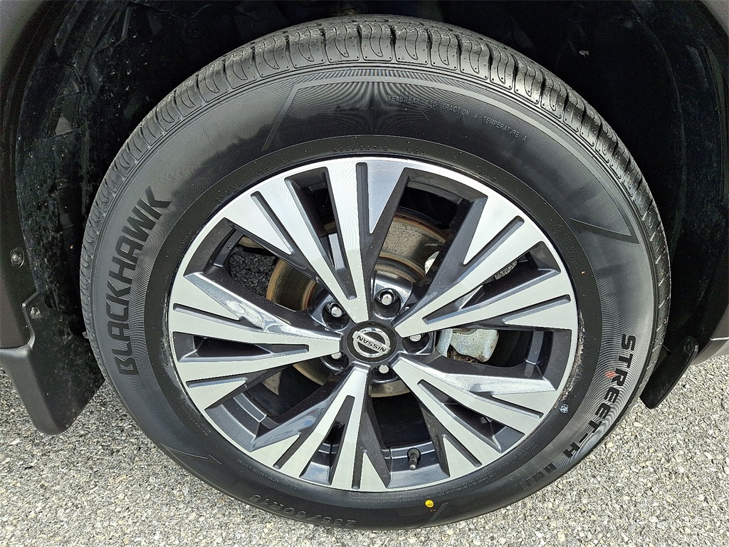 2021 Nissan Rogue SV - Photo 9
