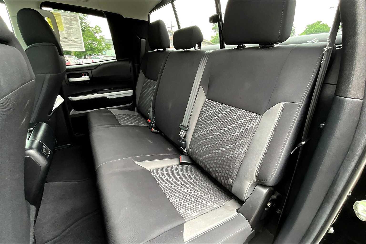 2020 Toyota Tundra SR5 - Photo 15