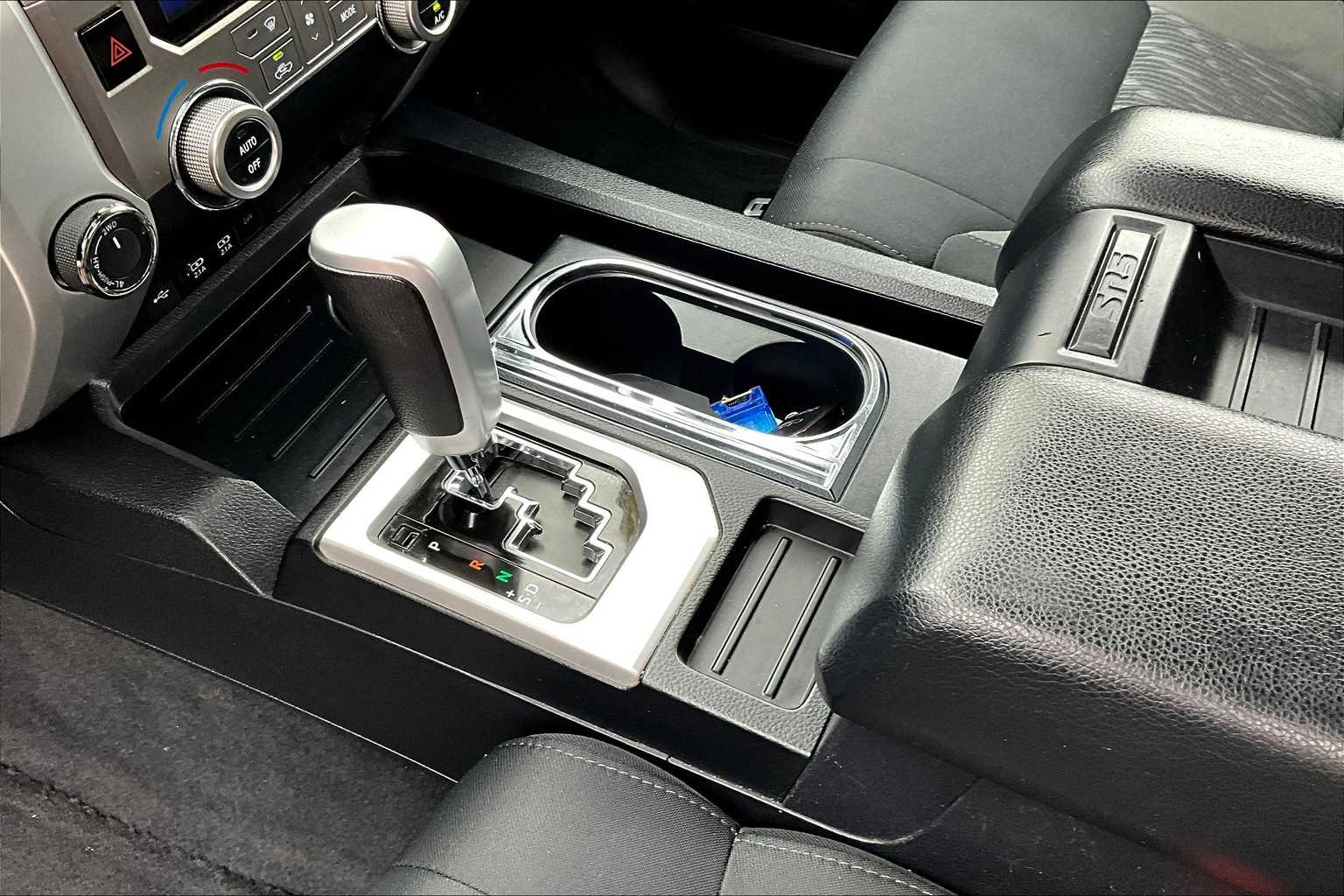 2020 Toyota Tundra SR5 - Photo 20