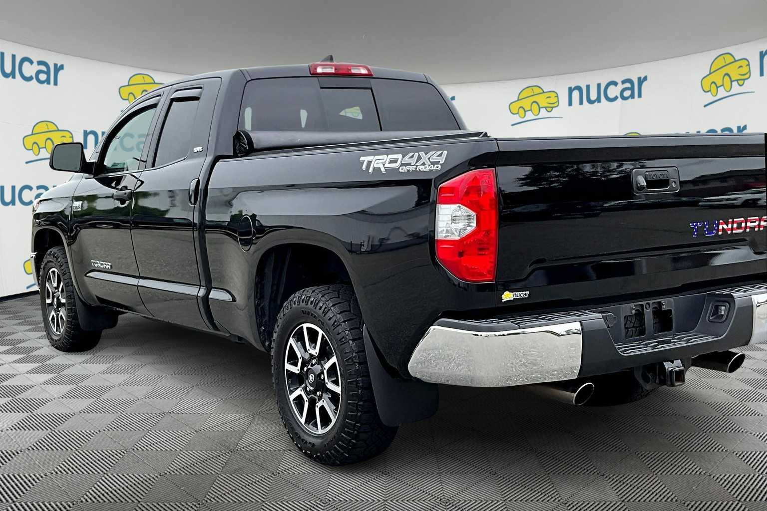 2020 Toyota Tundra SR5 - Photo 4
