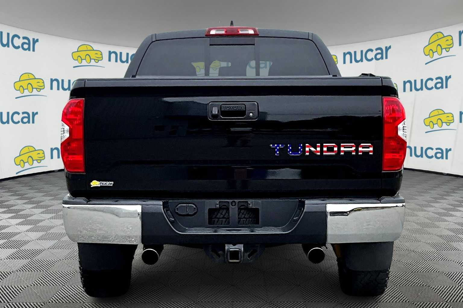 2020 Toyota Tundra SR5 - Photo 5