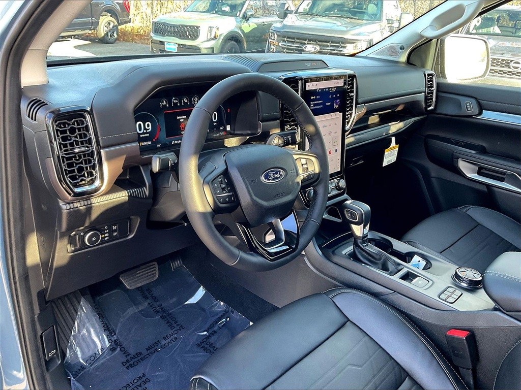 2025 Ford Ranger Lariat - Photo 9