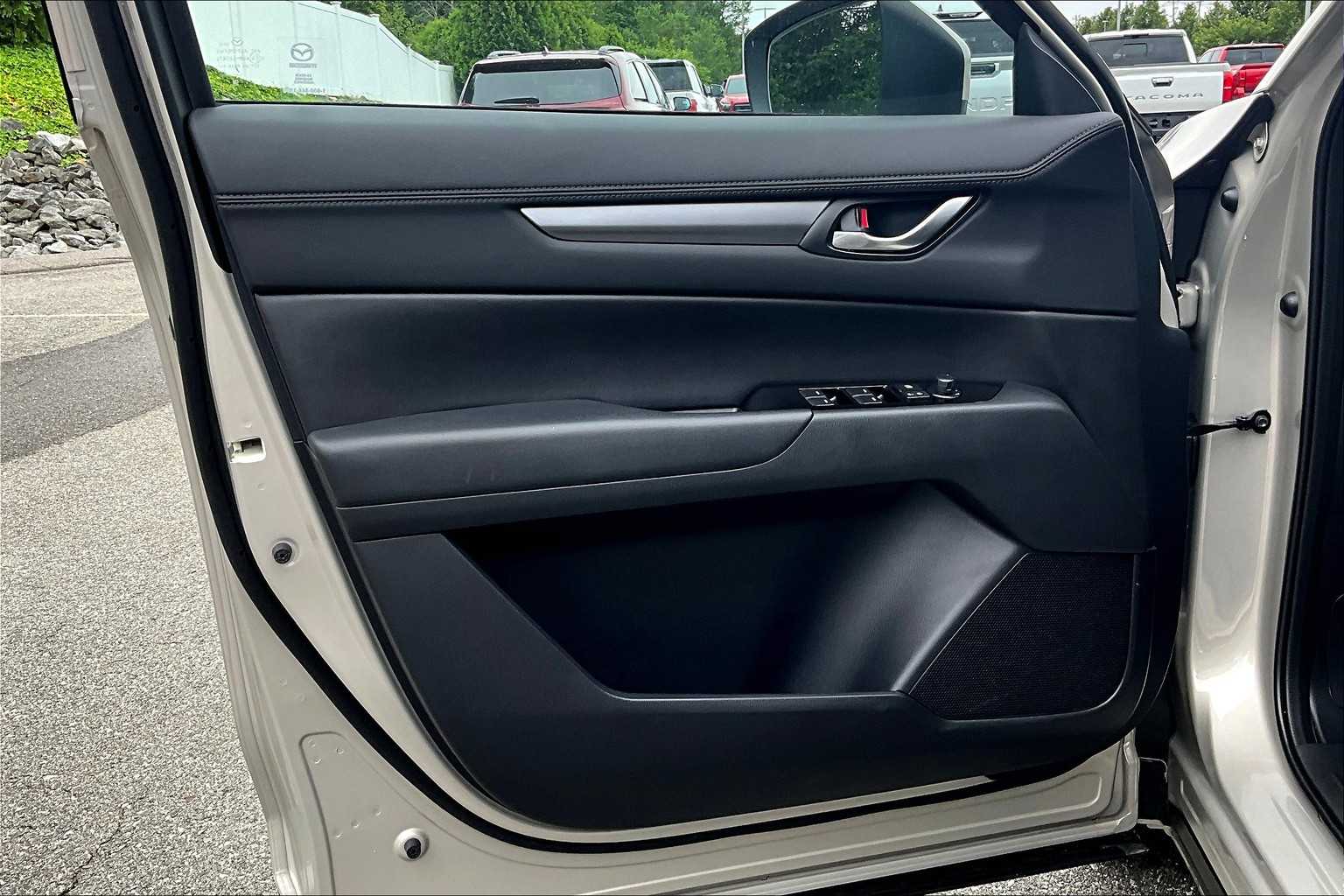 2024 Mazda CX-5 2.5 S Select Package - Photo 9