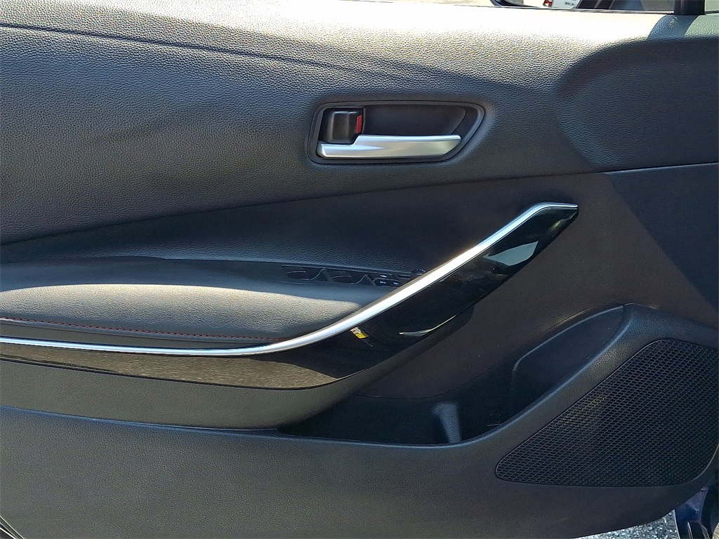2023 Toyota Corolla XSE - Photo 13