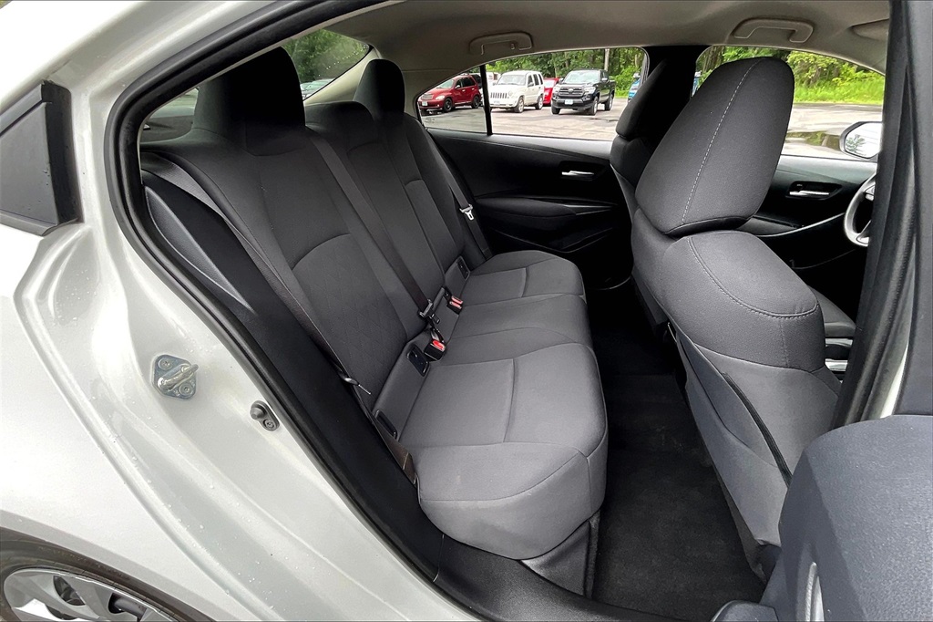 2020 Toyota Corolla LE - Photo 18