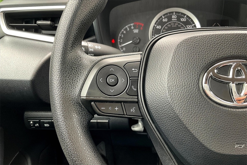 2020 Toyota Corolla LE - Photo 22