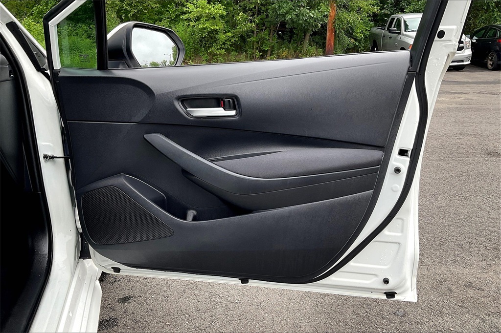 2020 Toyota Corolla LE - Photo 25