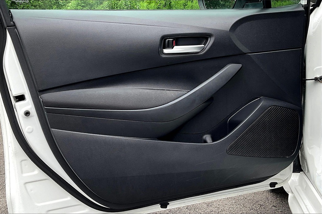 2020 Toyota Corolla LE - Photo 9