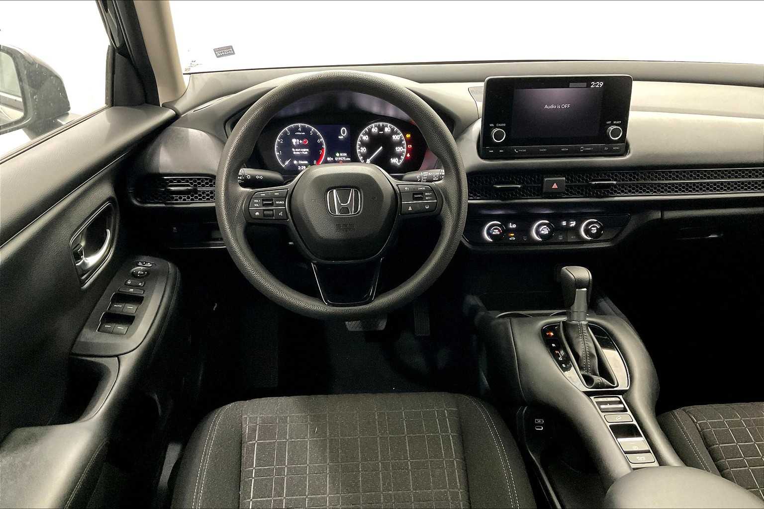 2024 Honda HR-V LX - Photo 17
