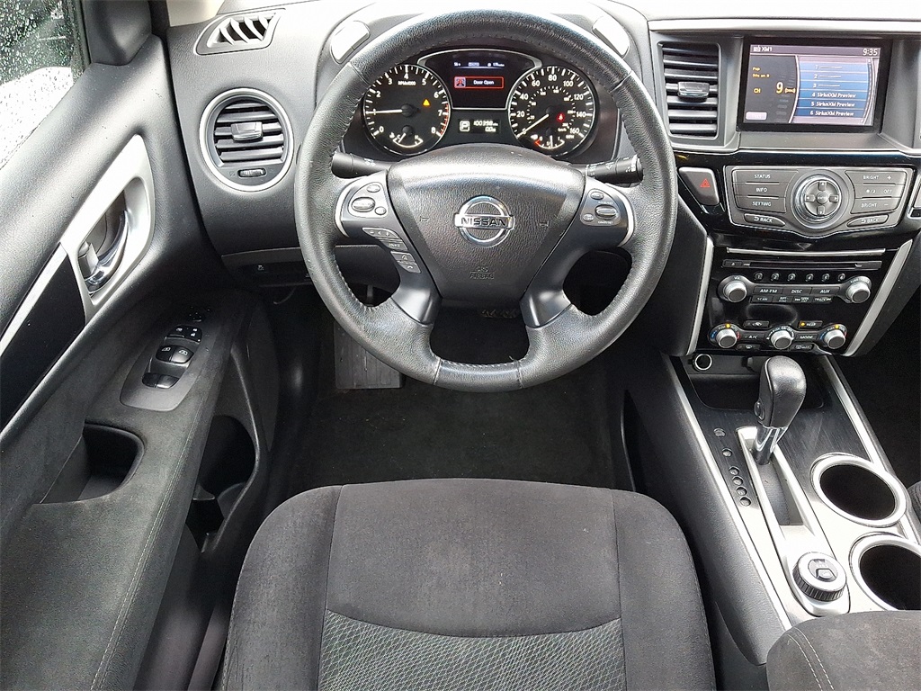 2015 Nissan Pathfinder SV - Photo 13