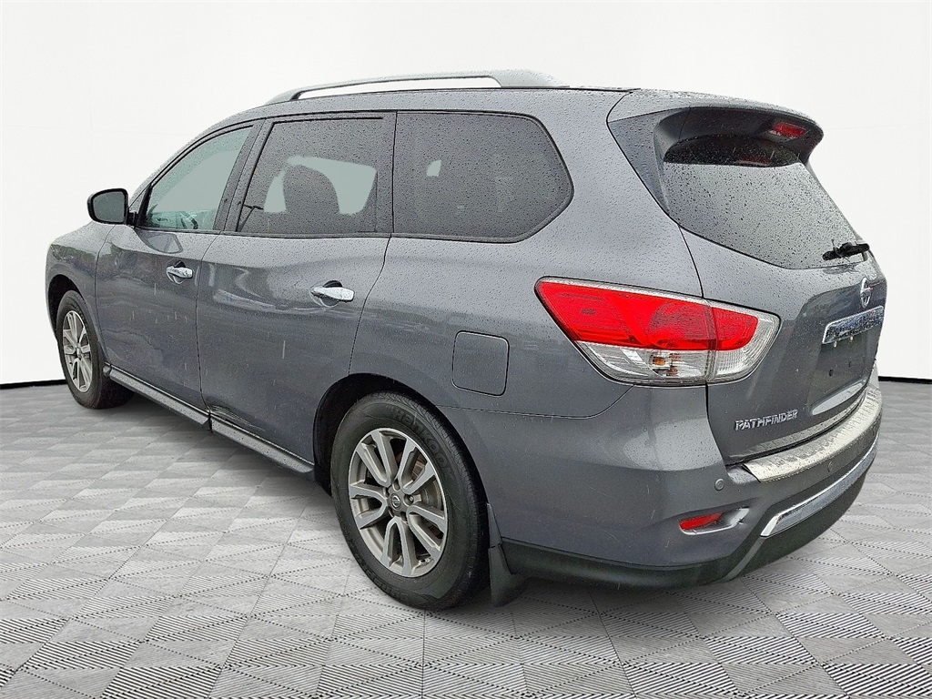 2015 Nissan Pathfinder SV - Photo 4
