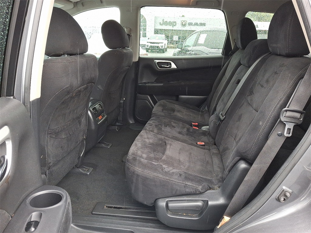 2015 Nissan Pathfinder SV - Photo 10