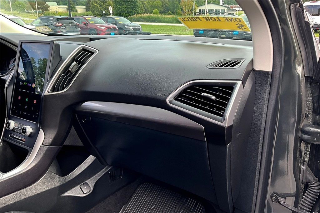 2023 Ford Edge SEL - Photo 13