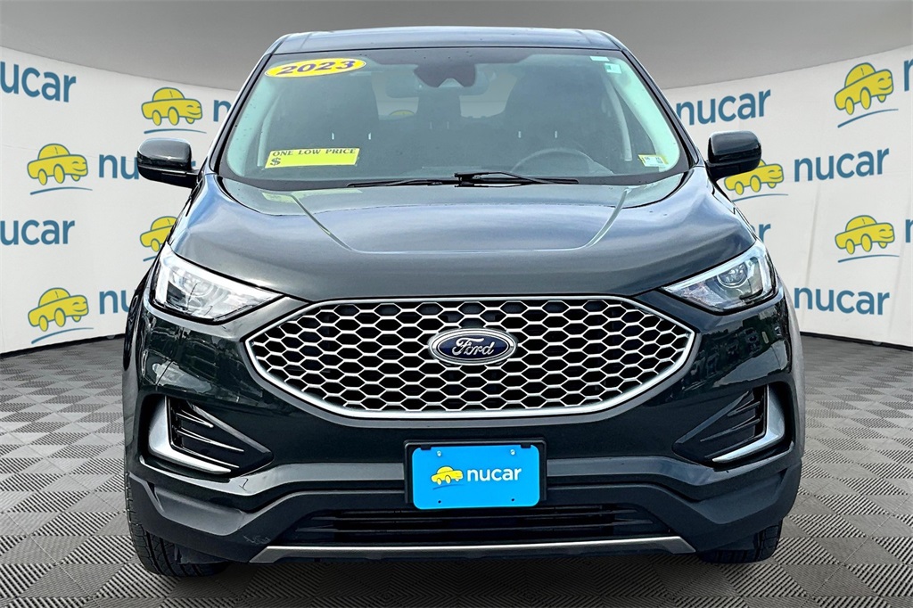 2023 Ford Edge SEL - Photo 2