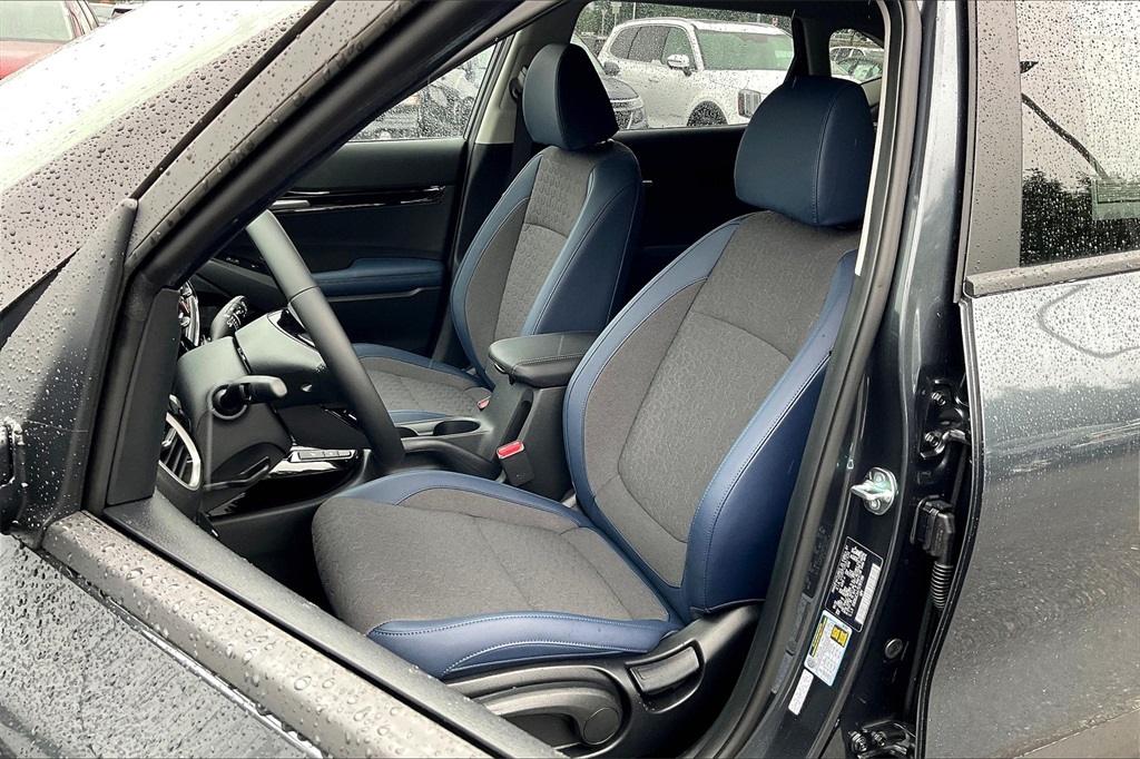 2025 Kia Seltos S - Photo 11