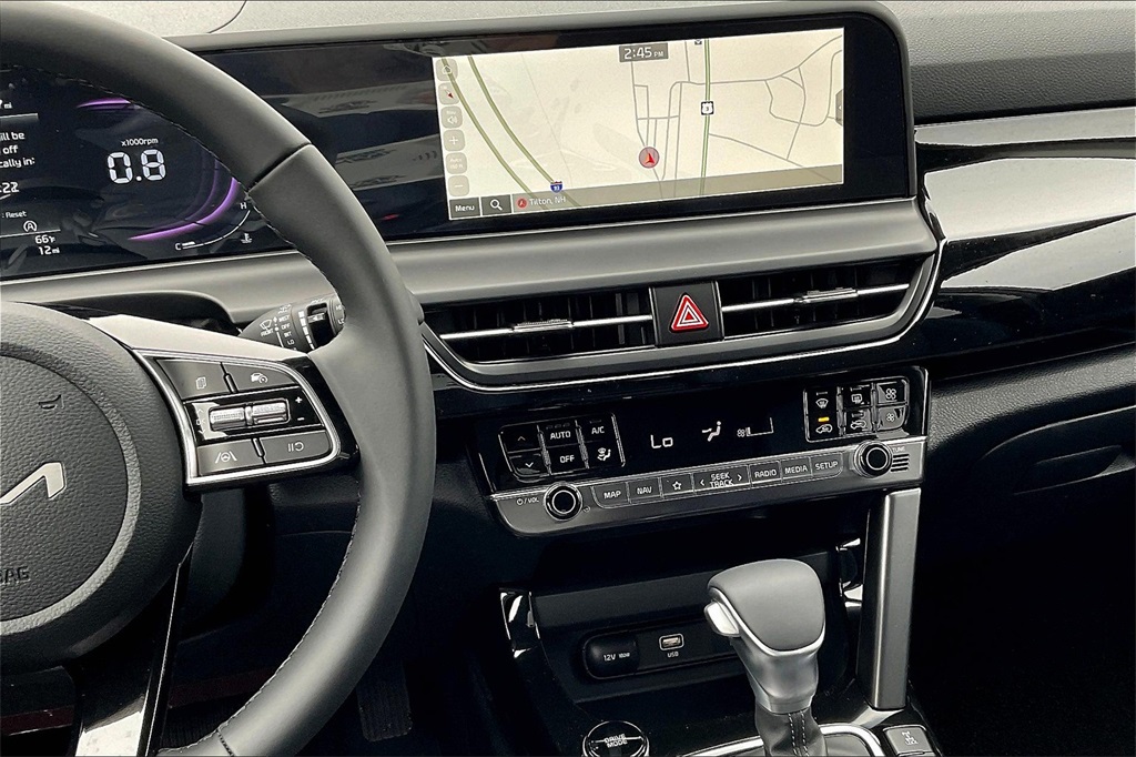 2025 Kia Seltos S - Photo 13