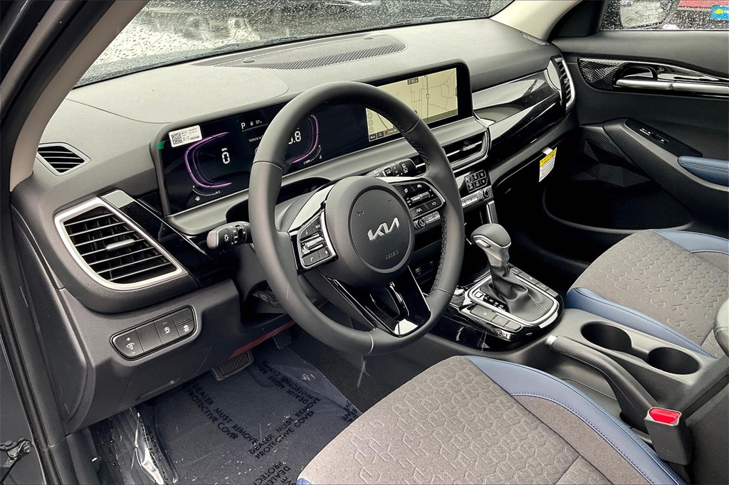 2025 Kia Seltos S - Photo 9