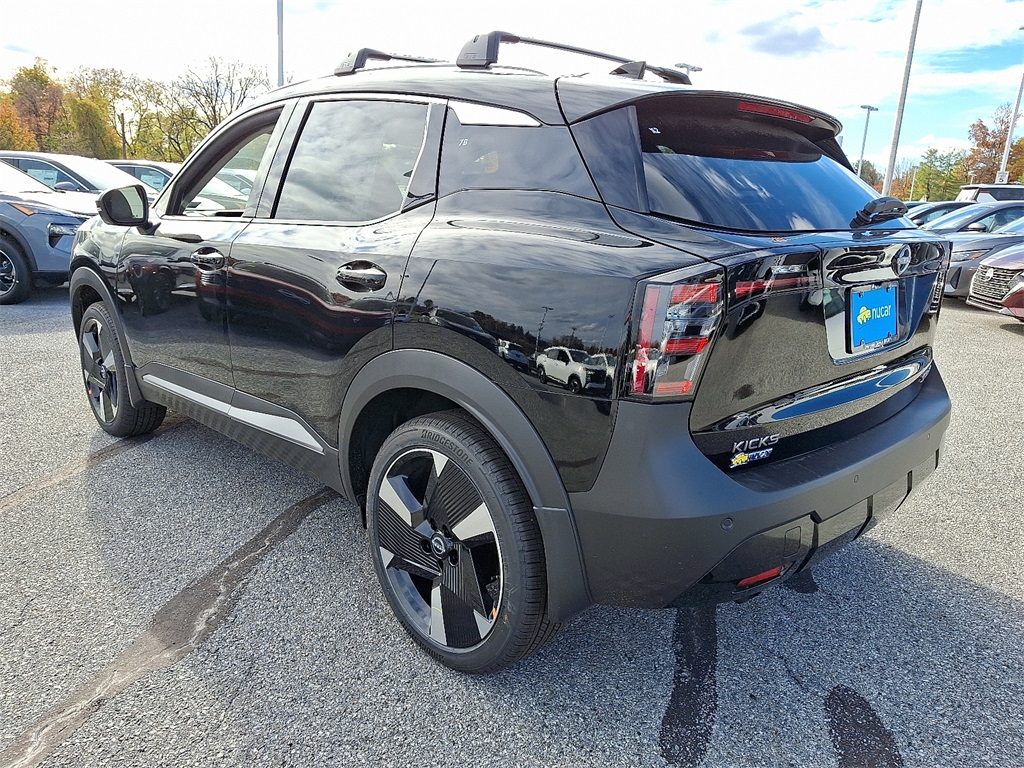 2026 Nissan Kicks SR - Photo 3