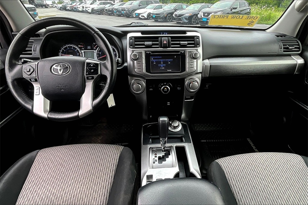 2018 Toyota 4Runner SR5 - Photo 21