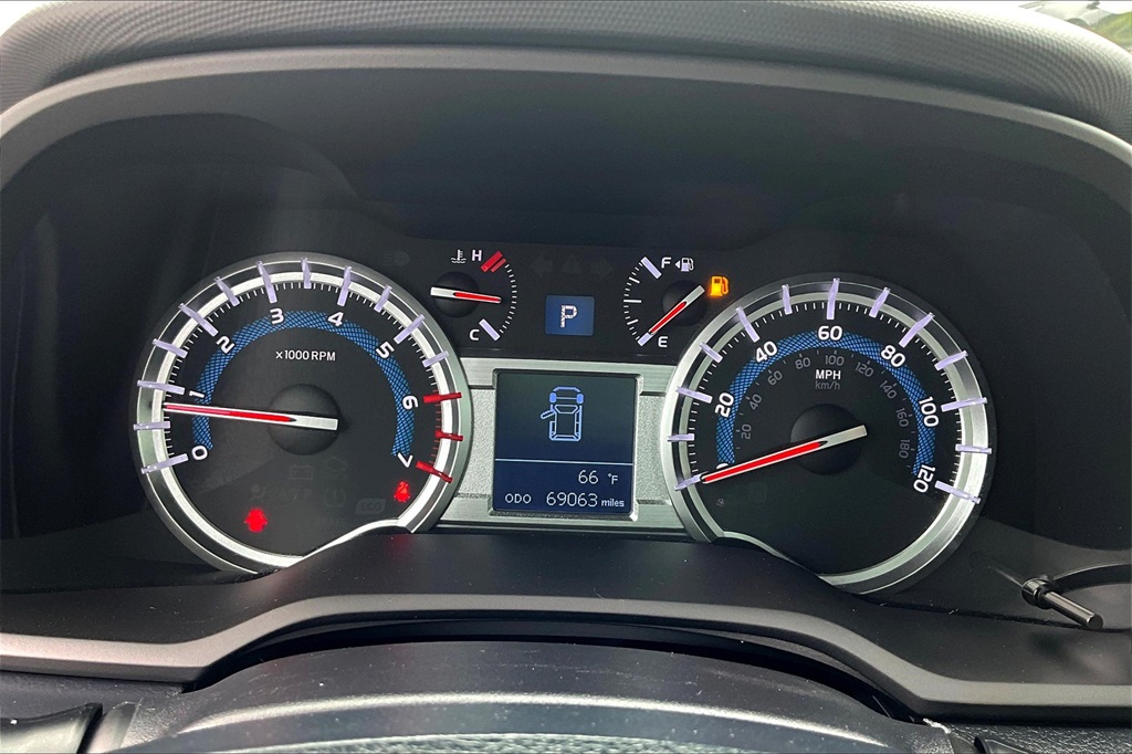 2018 Toyota 4Runner SR5 - Photo 25