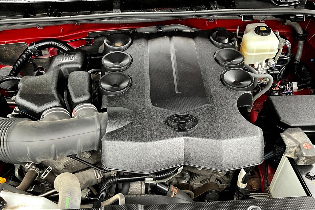 2018 Toyota 4Runner SR5 - Photo 35