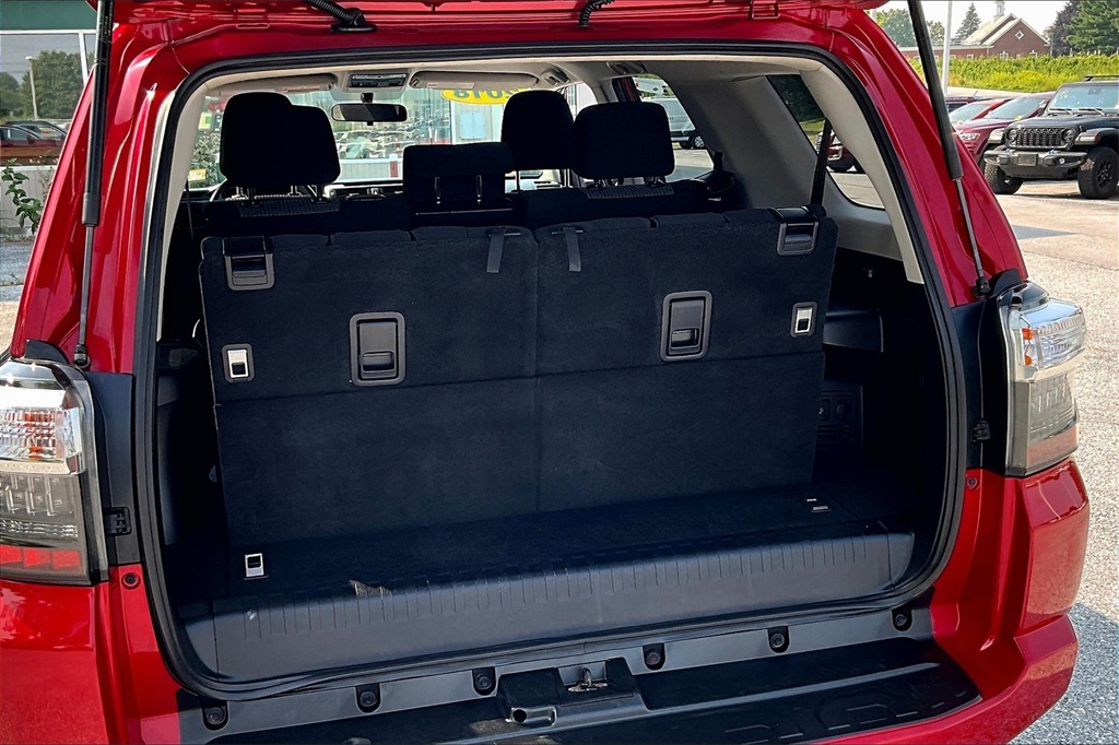 2018 Toyota 4Runner SR5 - Photo 38