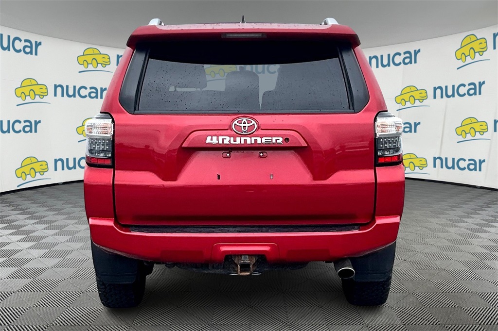 2018 Toyota 4Runner SR5 - Photo 5